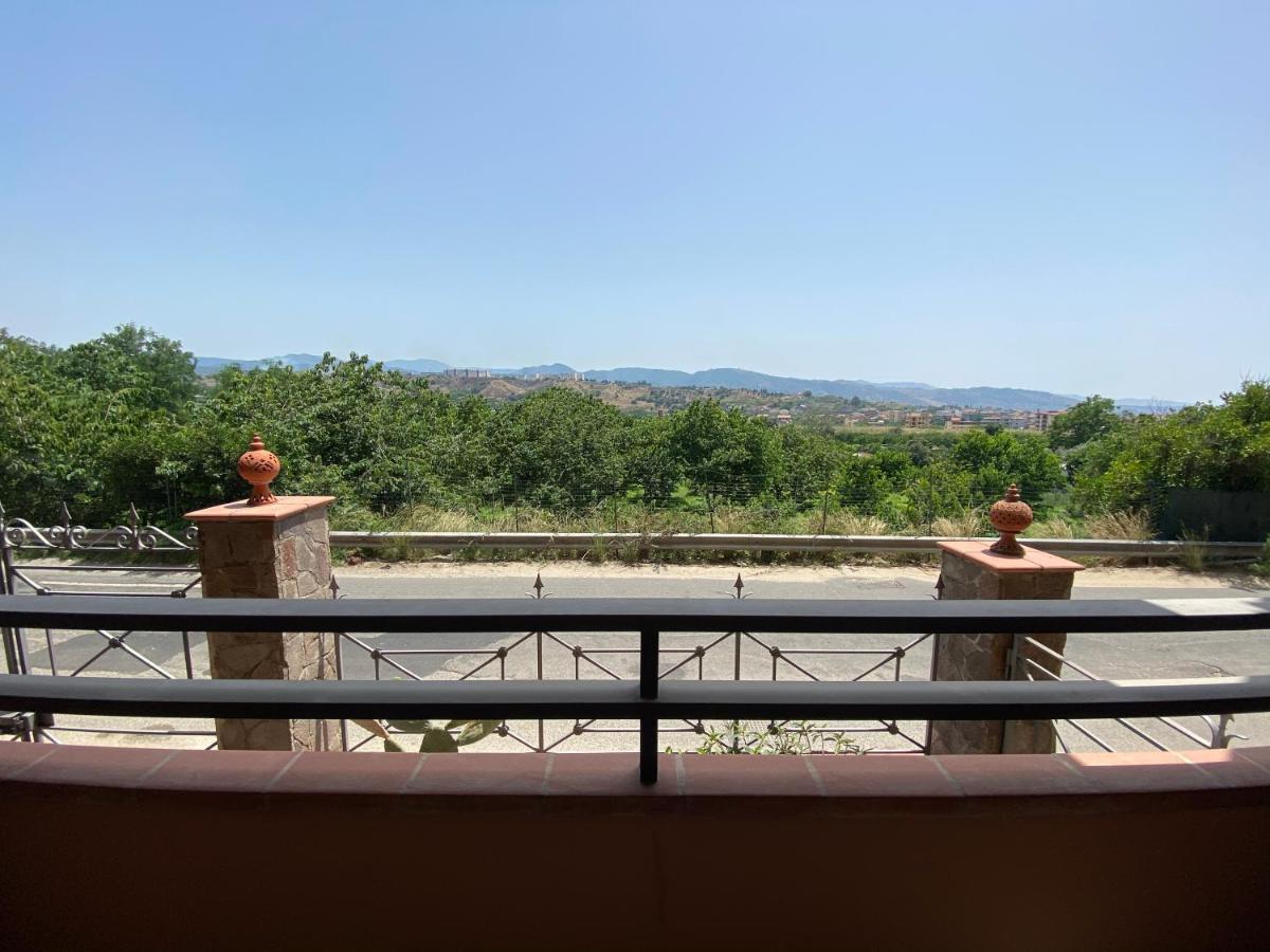 All'Anoneto B&B Catona Di Reggio Calabria Exterior foto